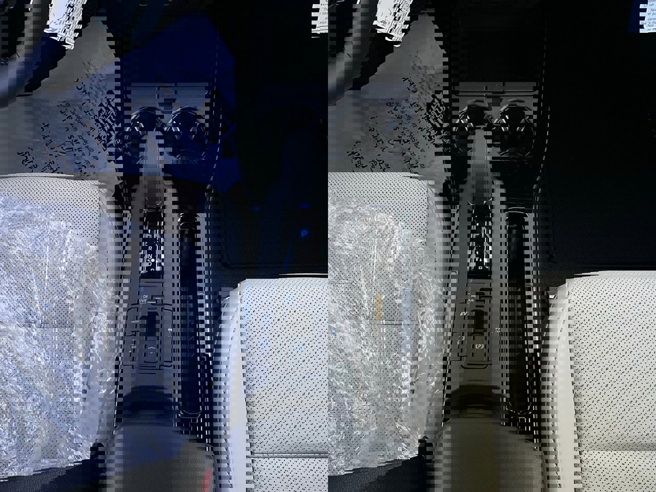 New 2026 Toyota Prius XLE image 13