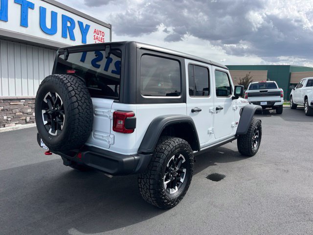 Used 2025 Jeep Wrangler Unlimited Rubicon AWD/4WD image 13