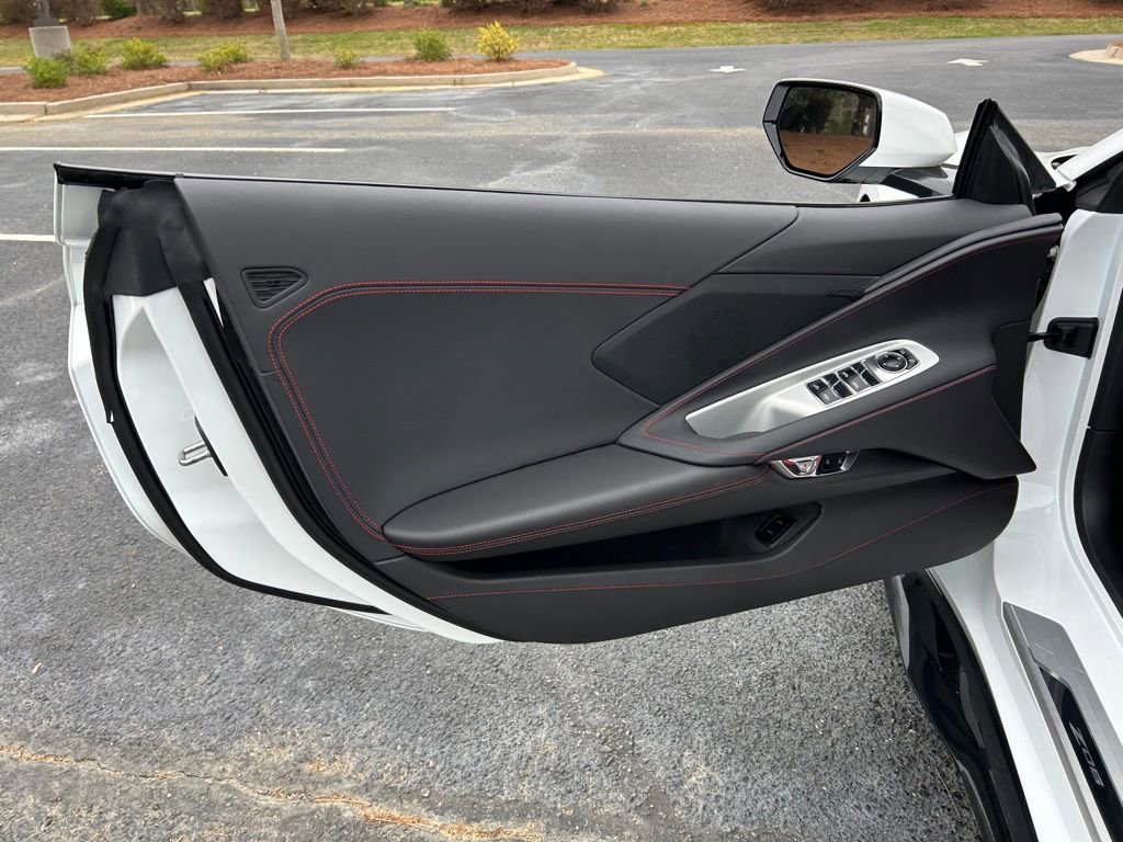 Used 2024 Chevrolet Corvette Z06 RWD image 59