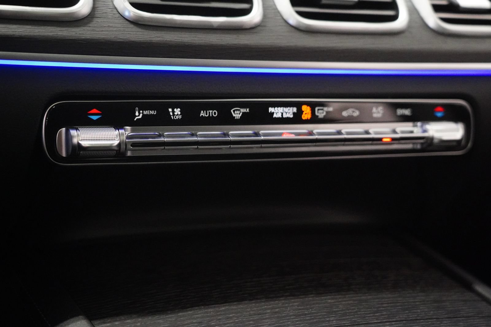 New 2026 Mercedes-Benz GLS 450 4MATIC image 29
