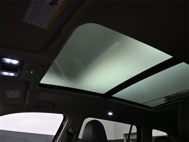 New 2026 Volkswagen Atlas SE image 2