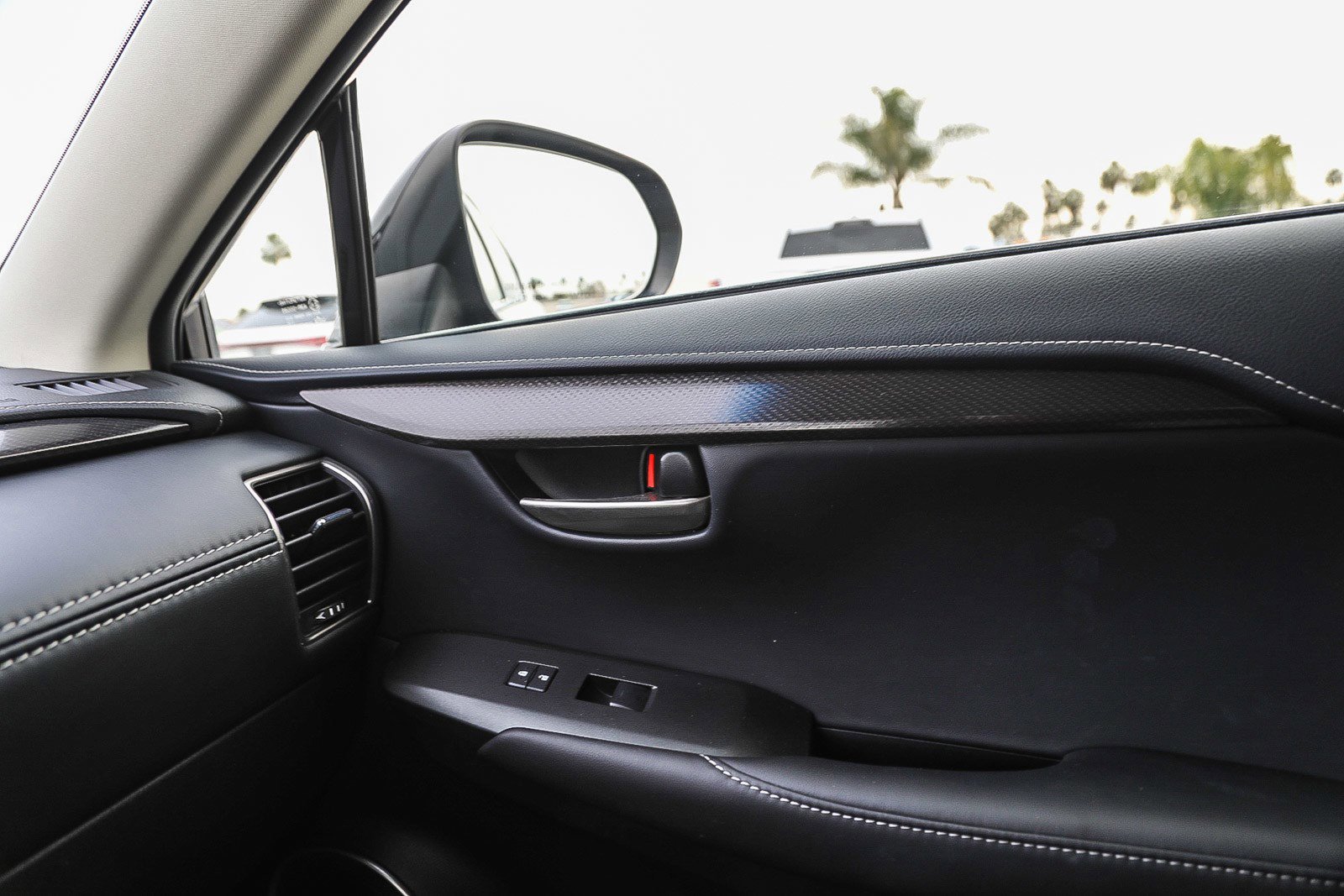 Used 2016 Lexus NX 200t FWD image 21