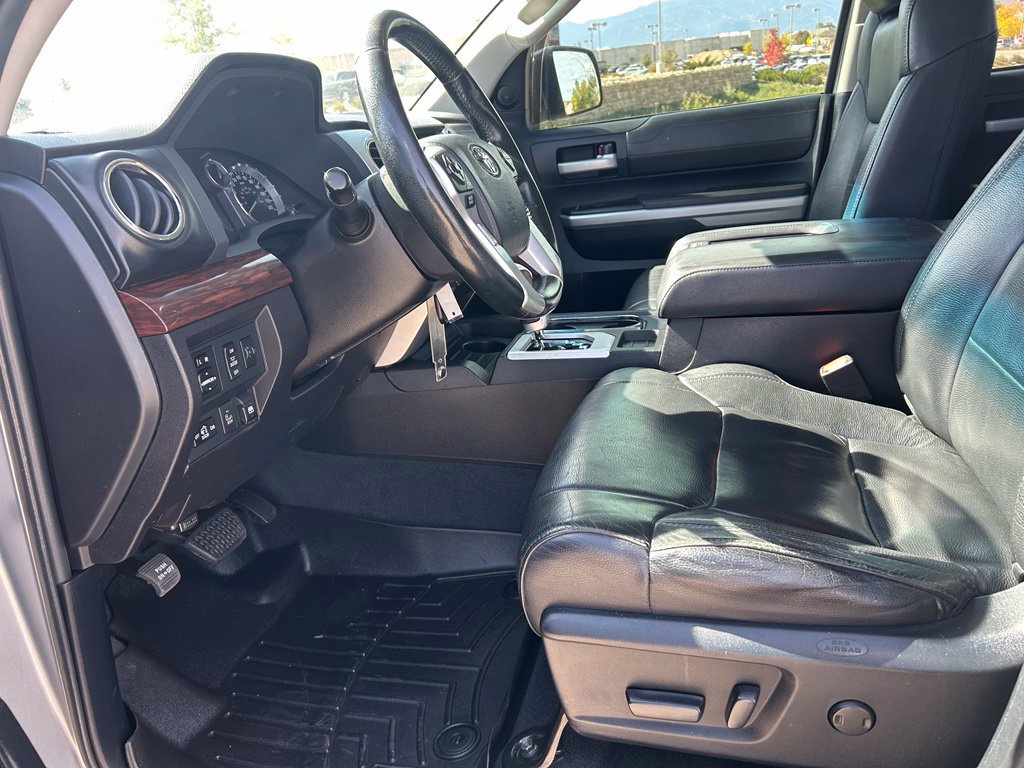 Used 2015 Toyota Tundra Limited w/ Limited Premium Package AWD/4WD image 25