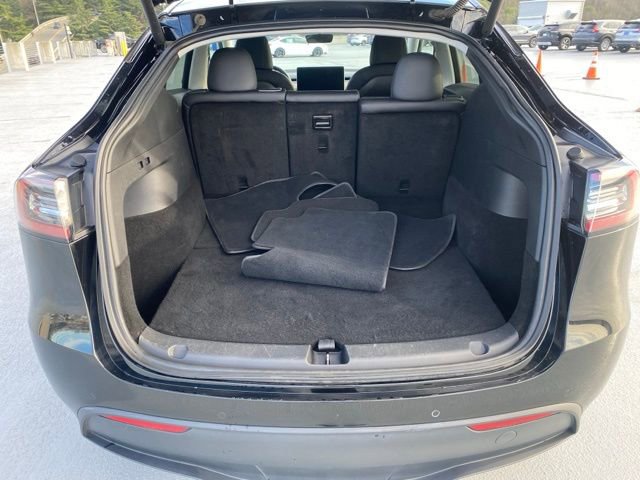 Used 2020 Tesla Model Y Long Range image 9