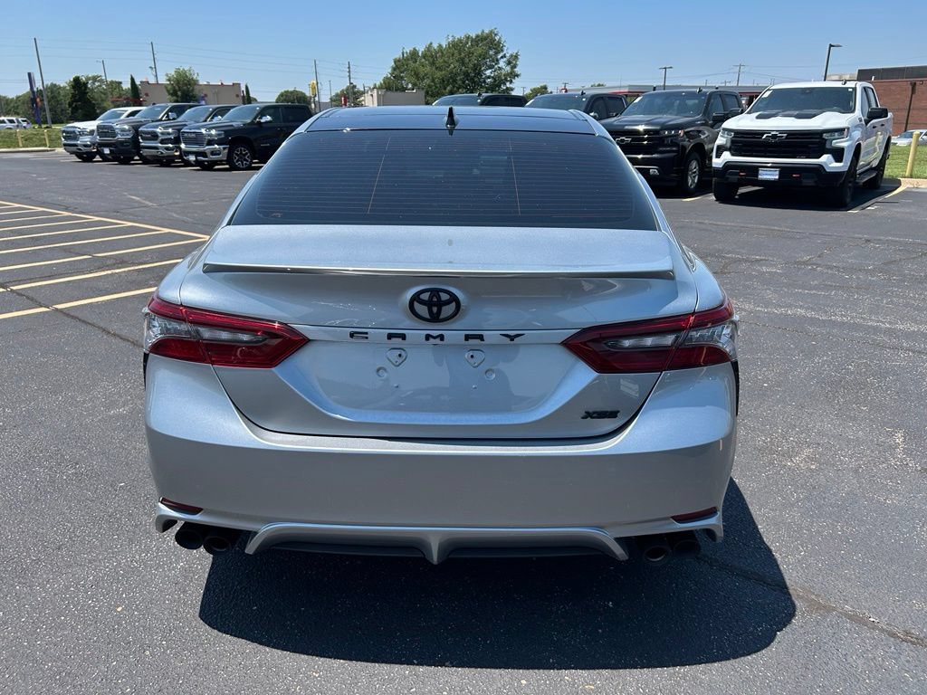 Used 2021 Toyota Camry XSE FWD image 10