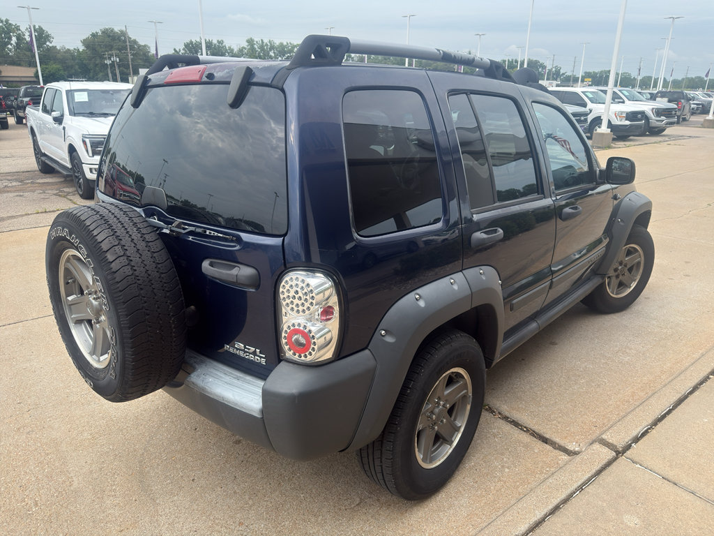 Used 2006 Jeep Liberty Renegade w/ Luxury Group AWD/4WD image 6