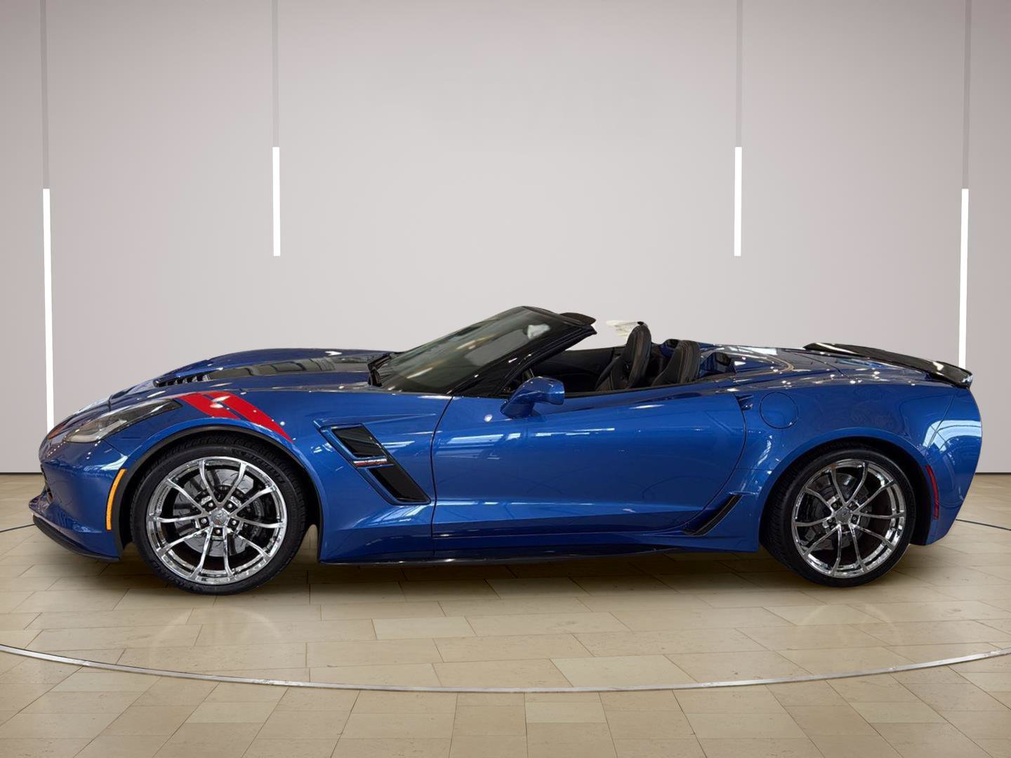 Used 2019 Chevrolet Corvette Grand Sport RWD image 8