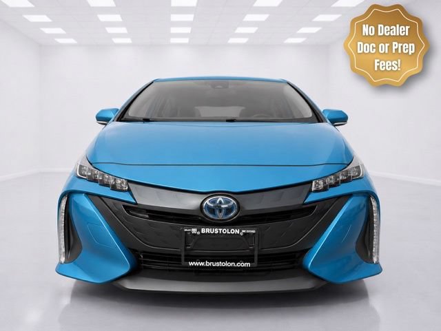 Used 2021 Toyota Prius Prime LE FWD image 2