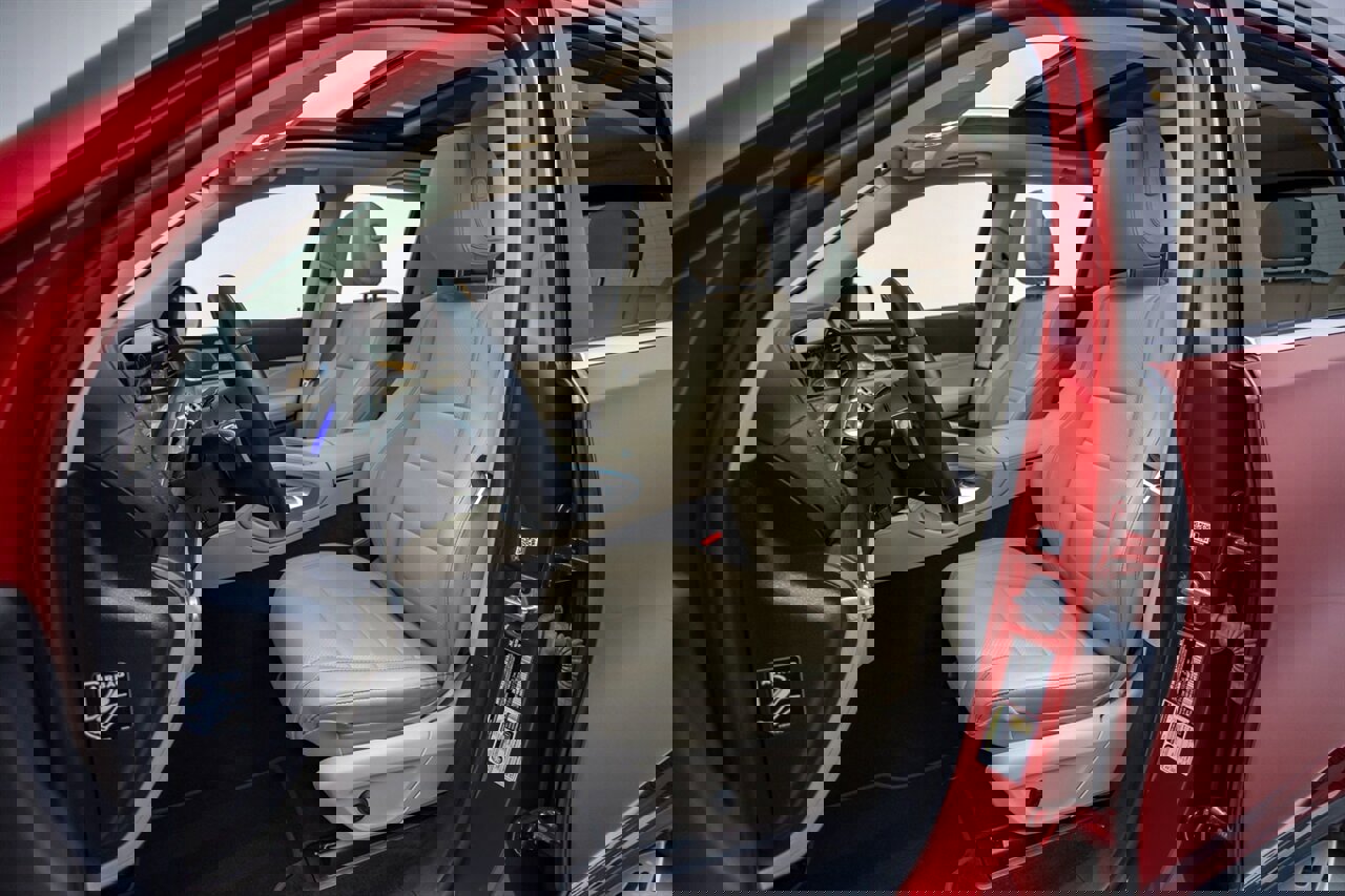 Used 2024 Mercedes-Benz GLE 350 4MATIC image 23