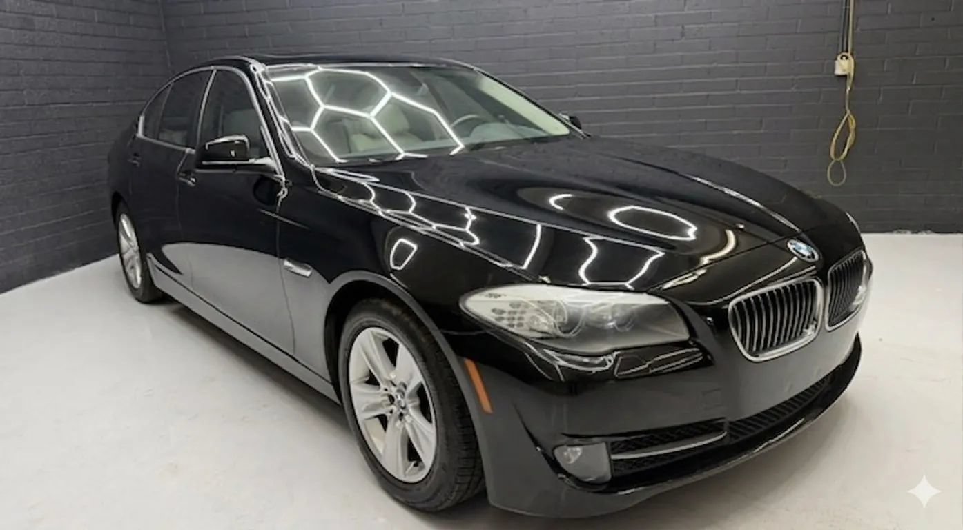 Used 2013 BMW 528i Sedan RWD image 1