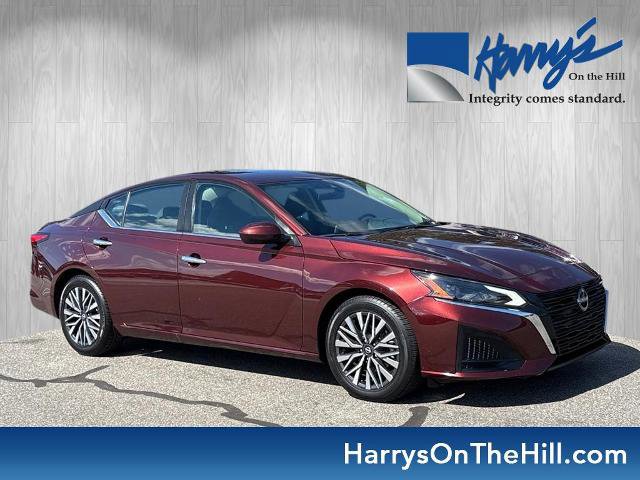 Used 2023 Nissan Altima 2.5 SV