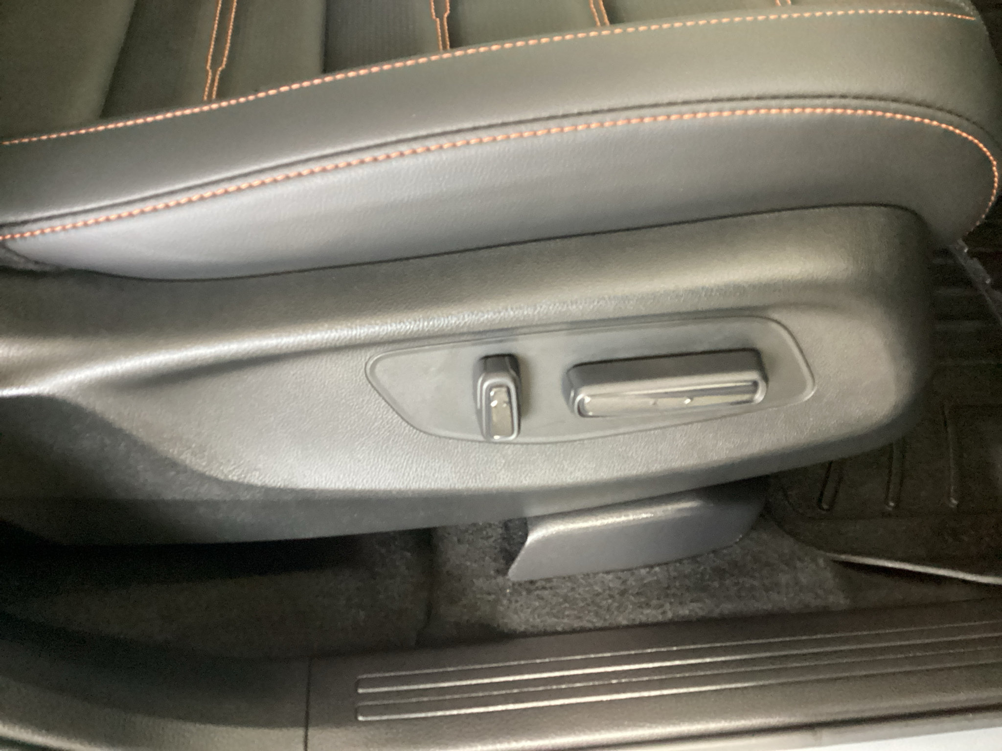 Used 2026 Honda CR-V Sport Touring image 10
