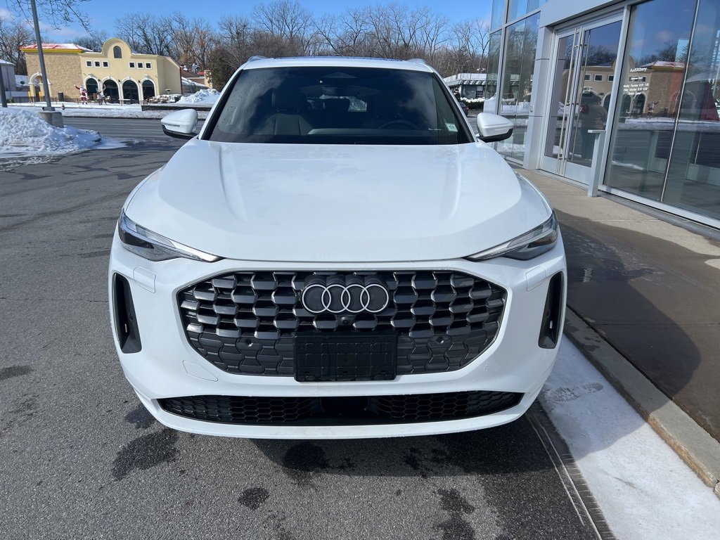 Certified 2025 Audi Q5 Premium w/ Convenience Package image 58