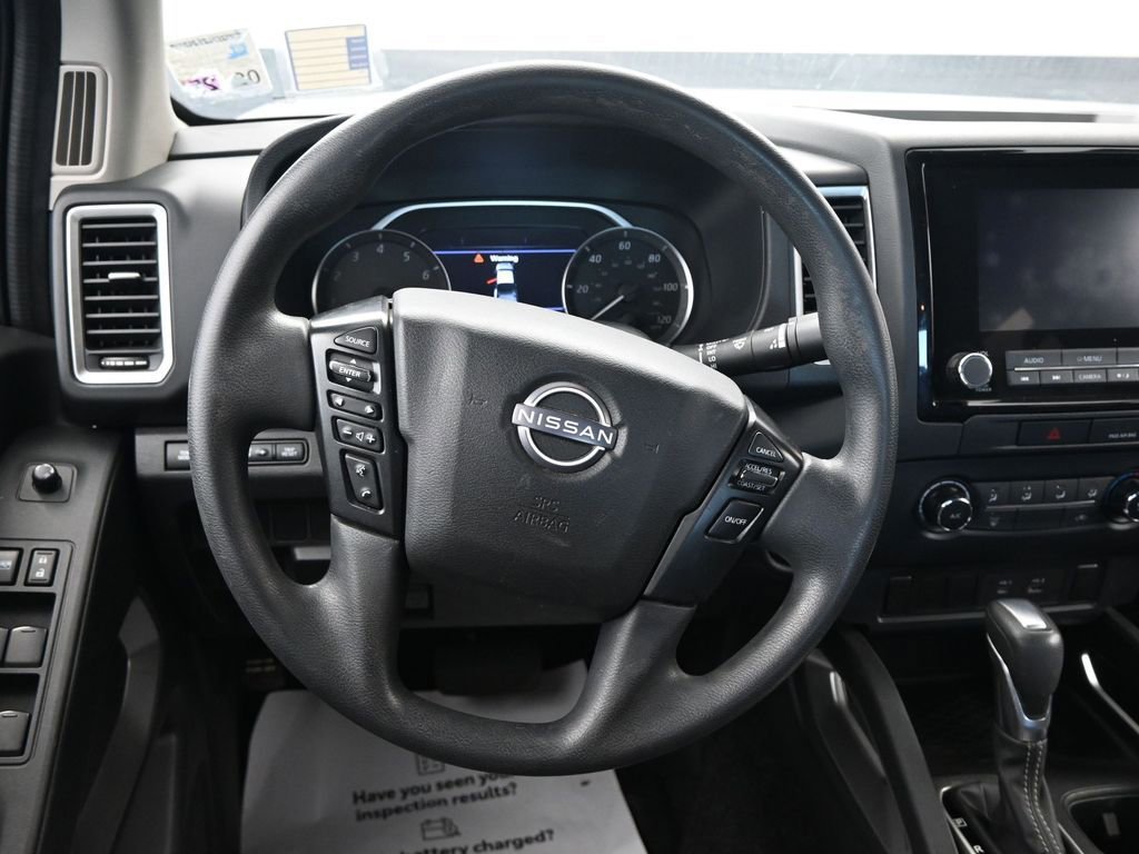 Used 2022 Nissan Frontier SV image 25