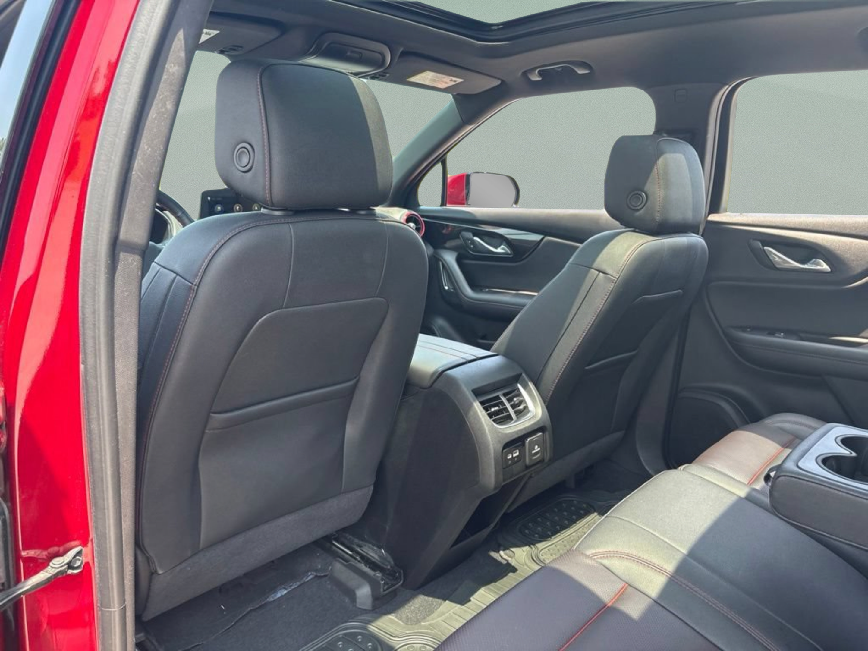 Used 2023 Chevrolet Blazer RS w/ Driver Confidence II Package FWD image 24