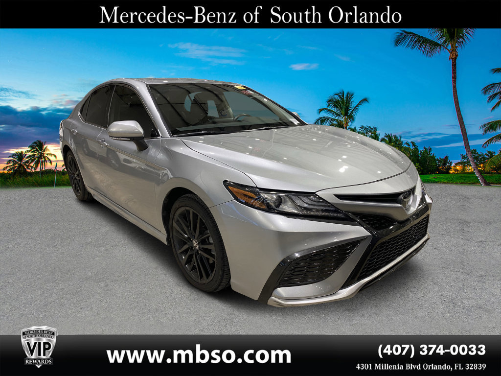 Used 2023 Toyota Camry XSE FWD image 1