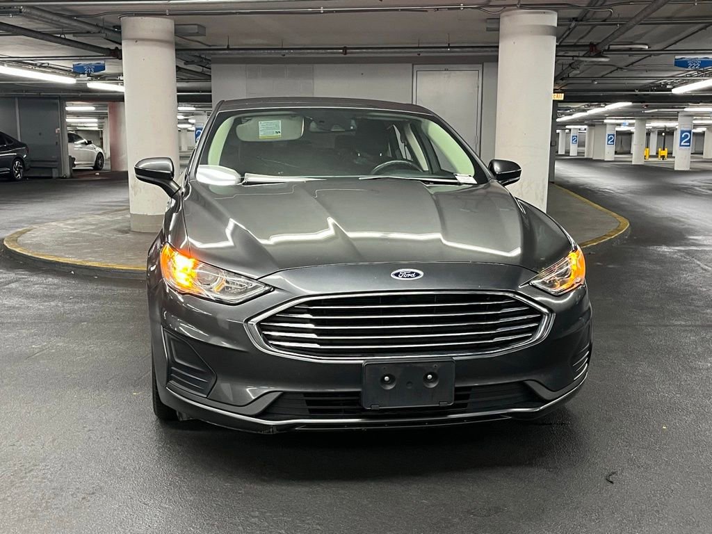 Used 2020 Ford Fusion SE FWD image 29