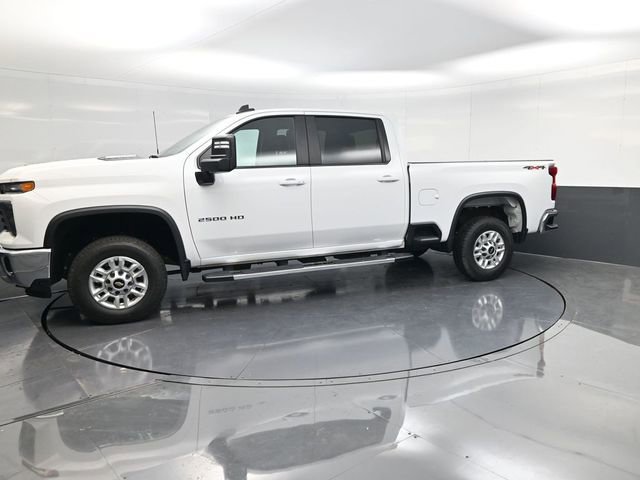 Used 2025 Chevrolet Silverado 2500 LT w/ Convenience Package image 6