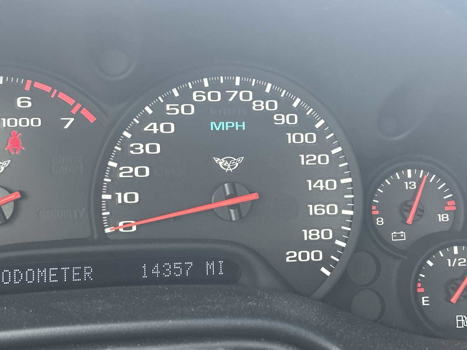 Used 2001 Chevrolet Corvette Convertible w/ Preferred Equipment Group2 image 12