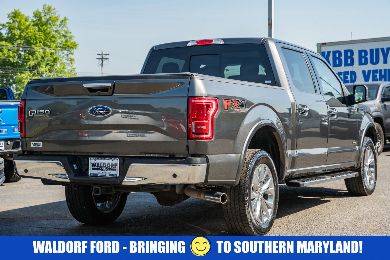 Used 2017 Ford F150 Lariat w/ Equipment Group 502A Luxury AWD/4WD image 4