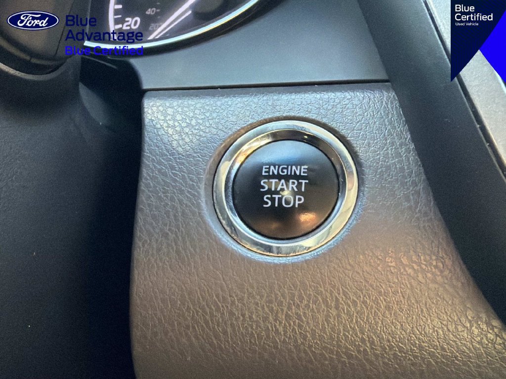 Used 2018 Toyota Camry SE w/ Moonroof Package FWD image 31