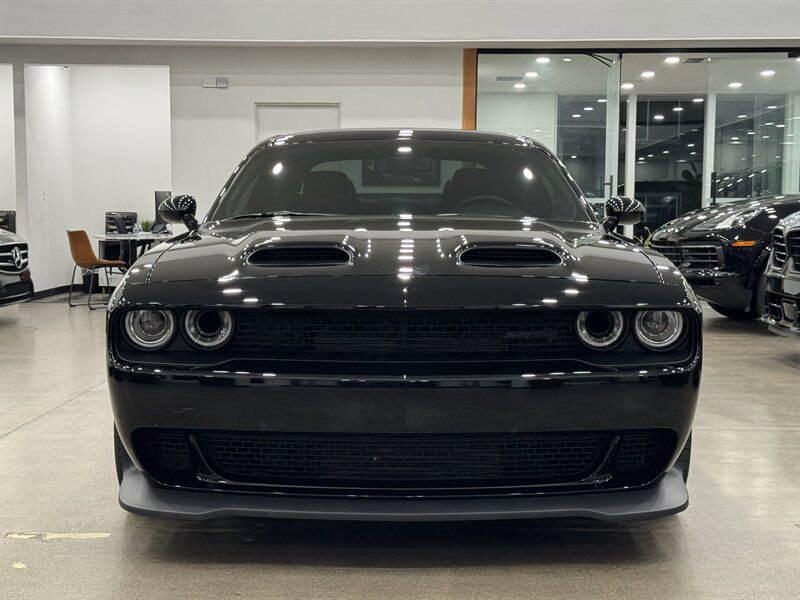 Used 2023 Dodge Challenger SRT Hellcat image 2