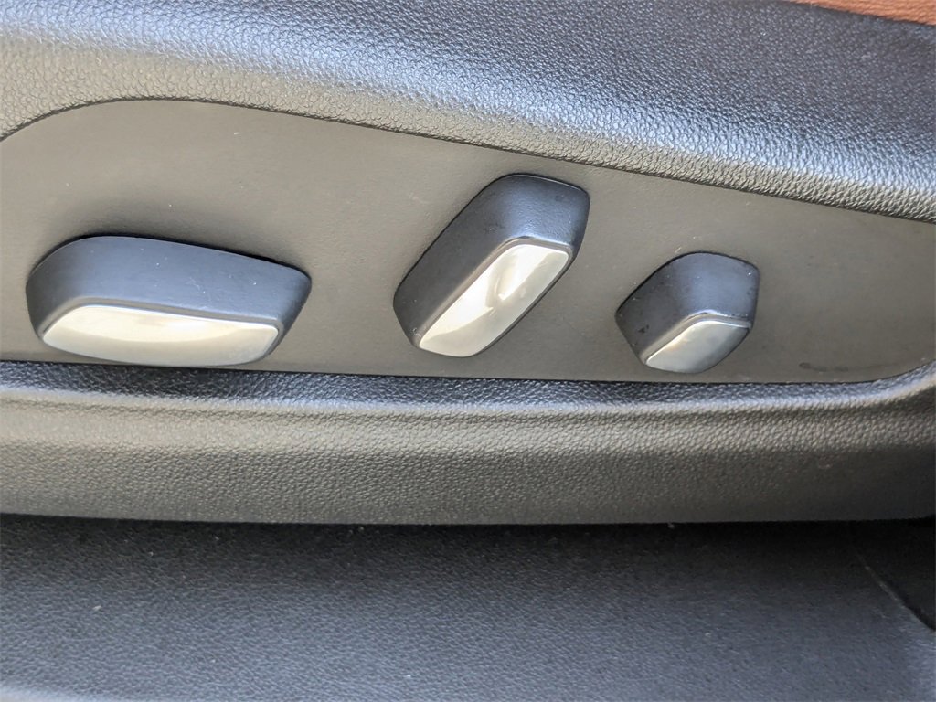 Certified 2024 Cadillac XT5 Premium Luxury w/ Technology Package image 23