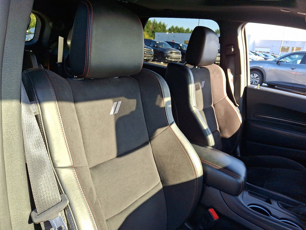 Certified 2023 Dodge Durango R/T w/ Tow 'N Go Package image 13