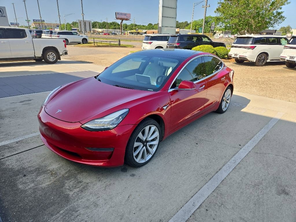 Used 2020 Tesla Model 3 Standard Range Plus RWD image 1