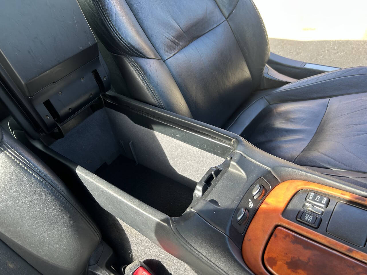 Used 2002 Lexus SC 430 Convertible RWD image 30