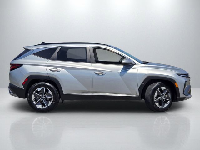 Used 2025 Hyundai Tucson SEL image 3