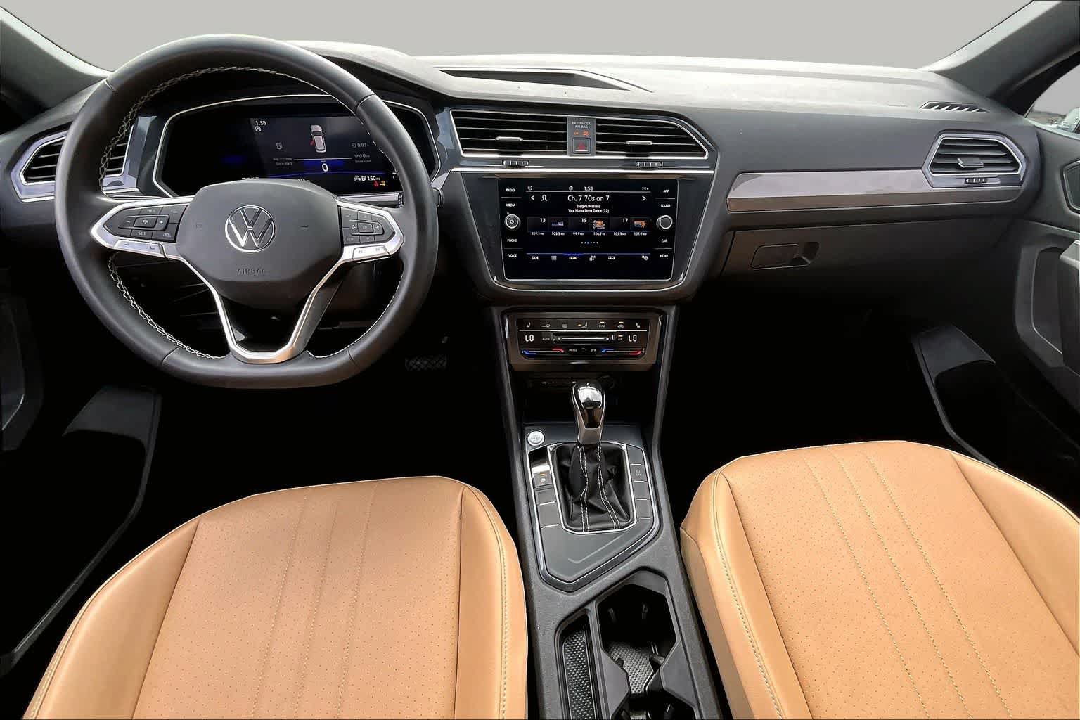 Used 2023 Volkswagen Tiguan SE FWD image 14