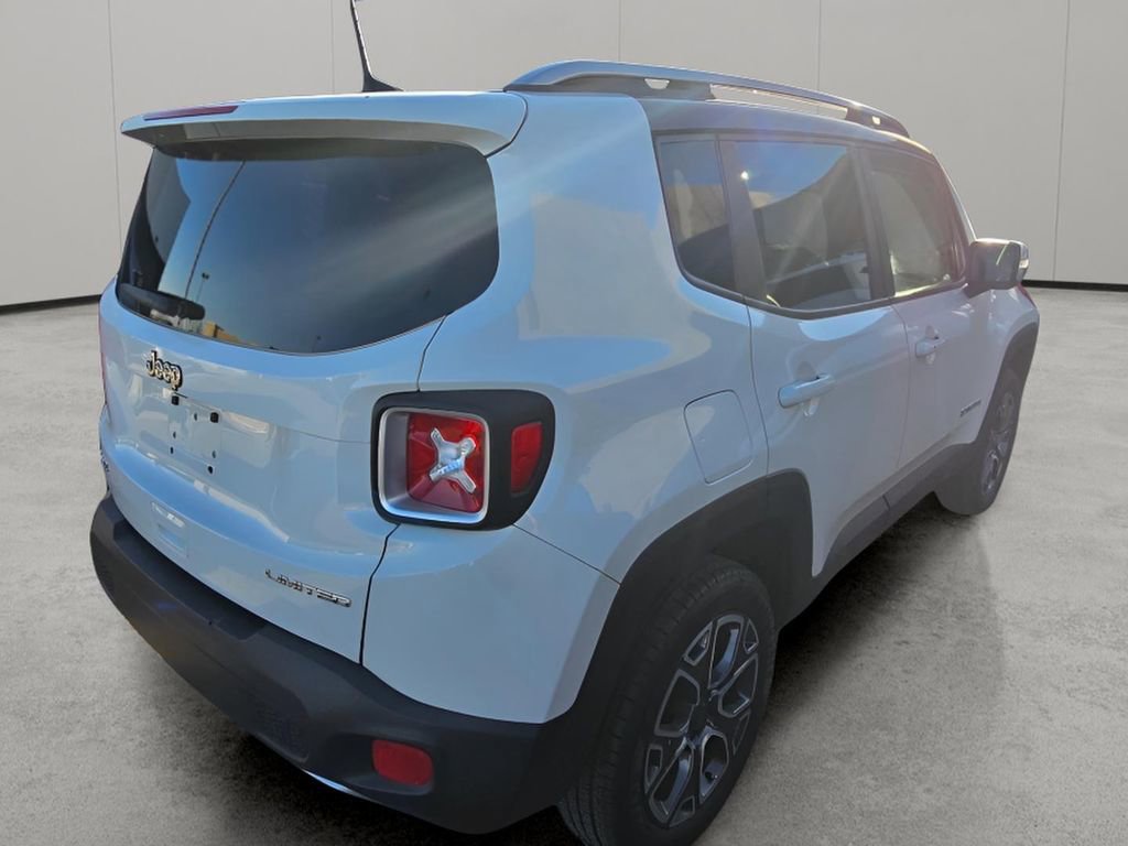 Used 2018 Jeep Renegade Limited w/ Safety & Security Group image 8