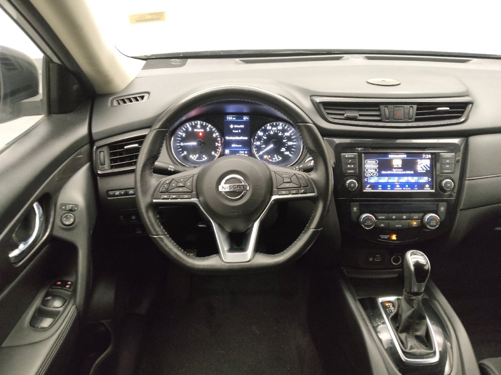 Used 2019 Nissan Rogue SV image 22