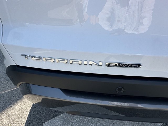 New 2026 GMC Terrain Elevation w/ LPO, Floor Liner Package image 6