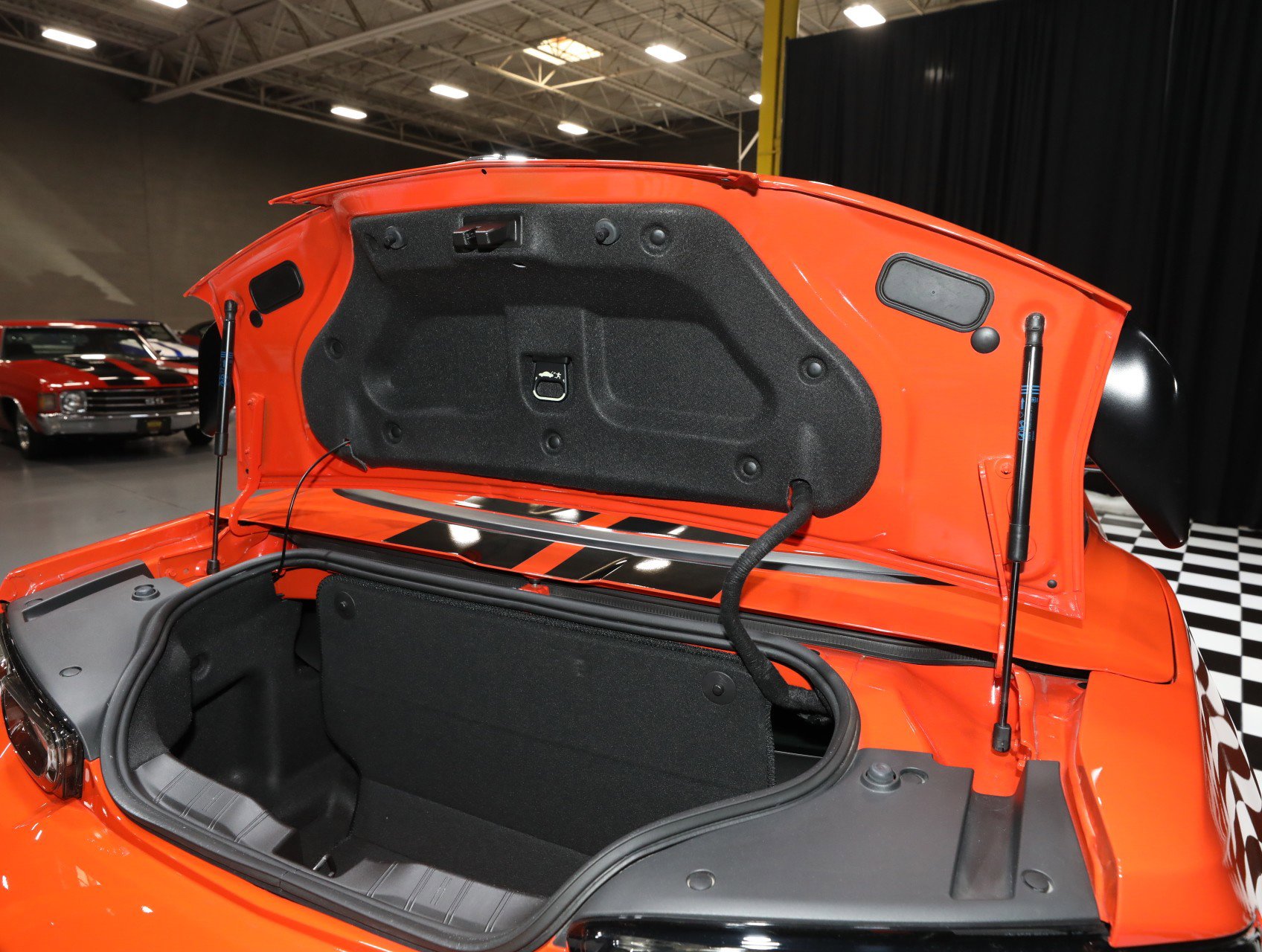 Used 2020 Chevrolet Camaro SS RWD image 55