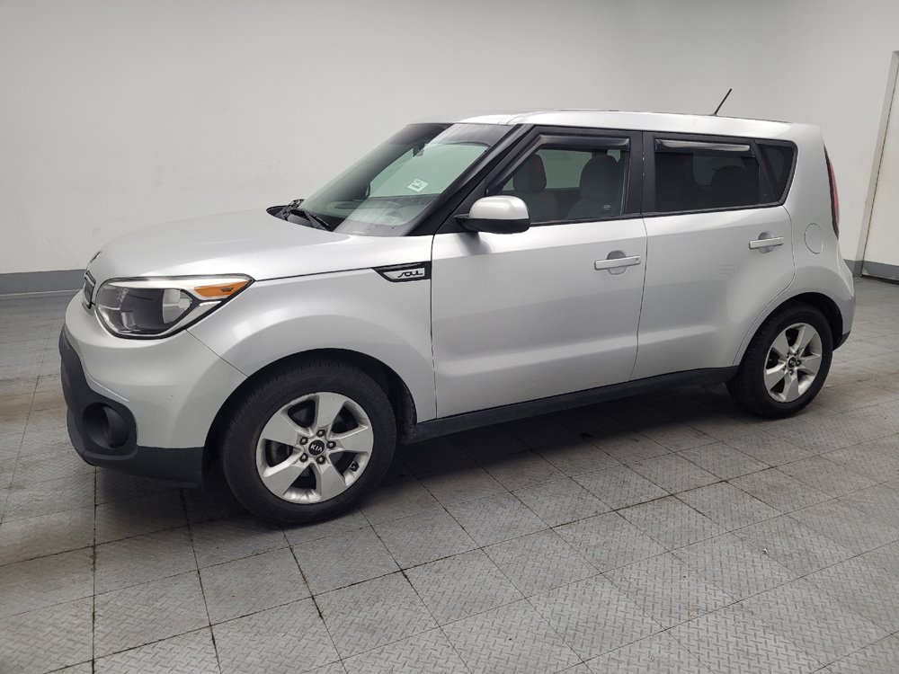 Used 2019 Kia Soul FWD image 2