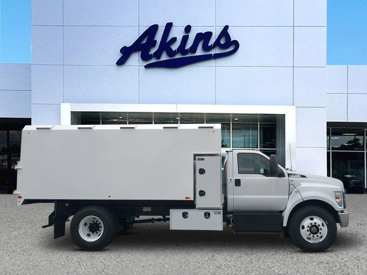 New 2027 Ford F750 2WD Regular Cab Super Duty image 1
