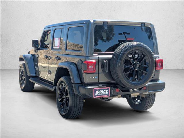 Used 2021 Jeep Wrangler Unlimited Sahara w/ Cold Weather Group AWD/4WD image 7