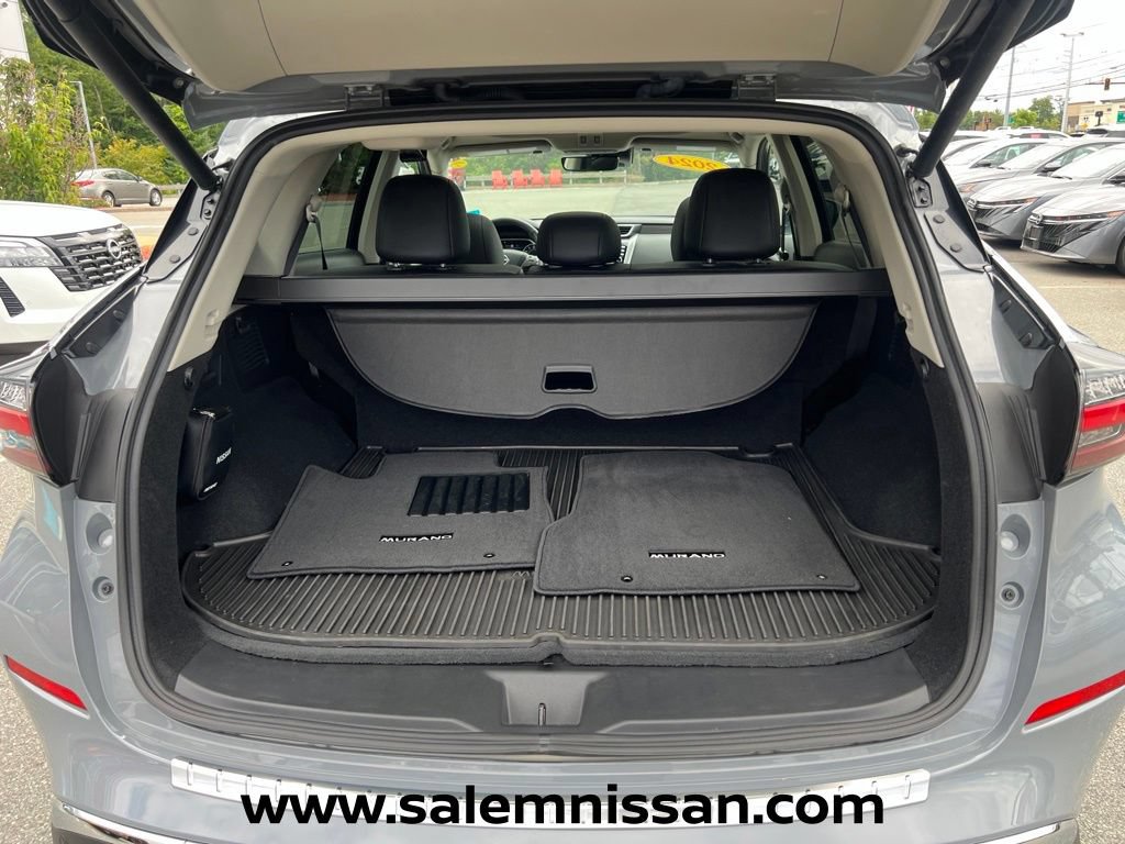 Used 2024 Nissan Murano Platinum w/ Cargo Package AWD/4WD image 22