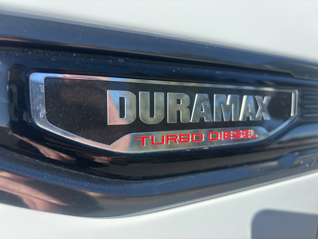 Used 2023 GMC Sierra 1500 AT4 AWD/4WD image 8