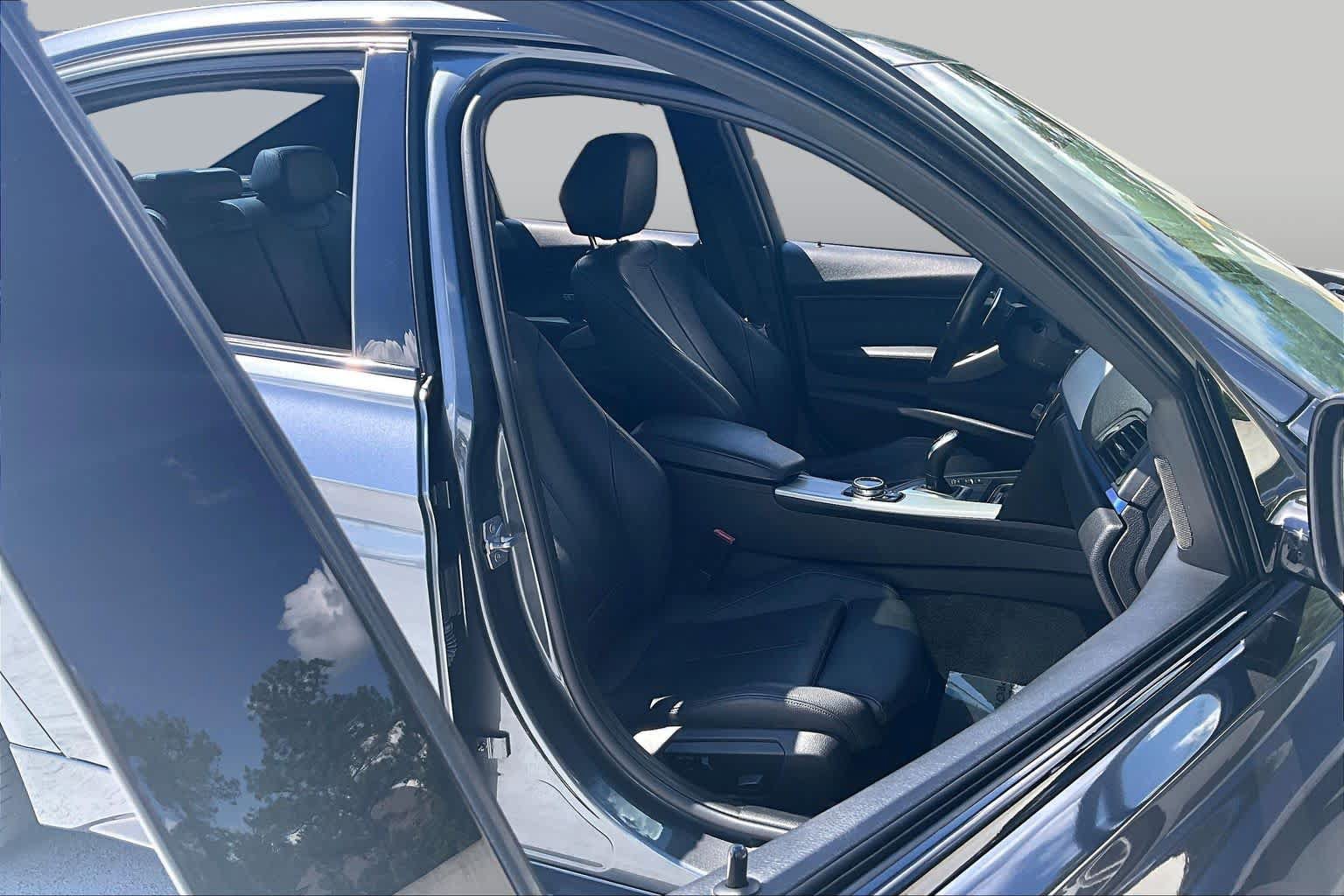 Used 2014 BMW 335i Sedan RWD image 9
