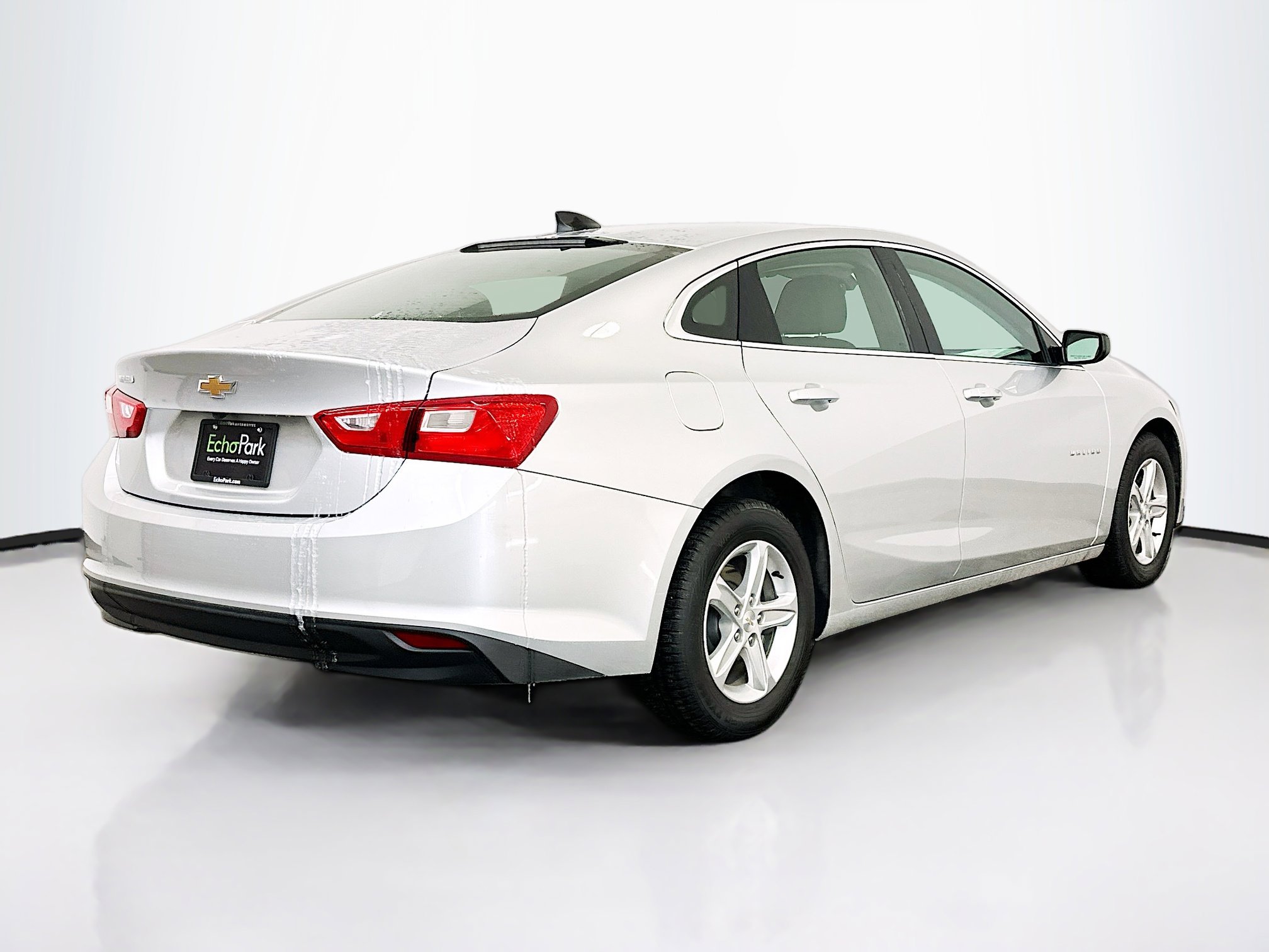 Used 2020 Chevrolet Malibu LS image 9