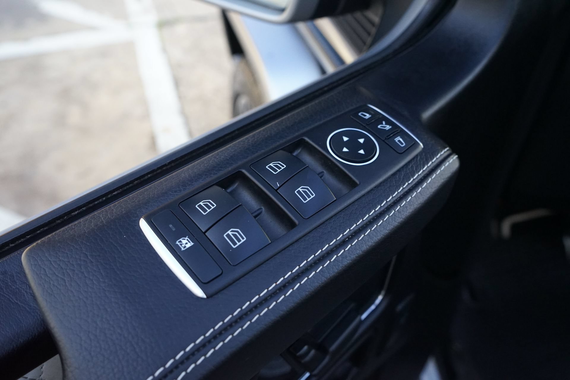 Used 2017 Mercedes-Benz G 63 AMG 4MATIC image 29