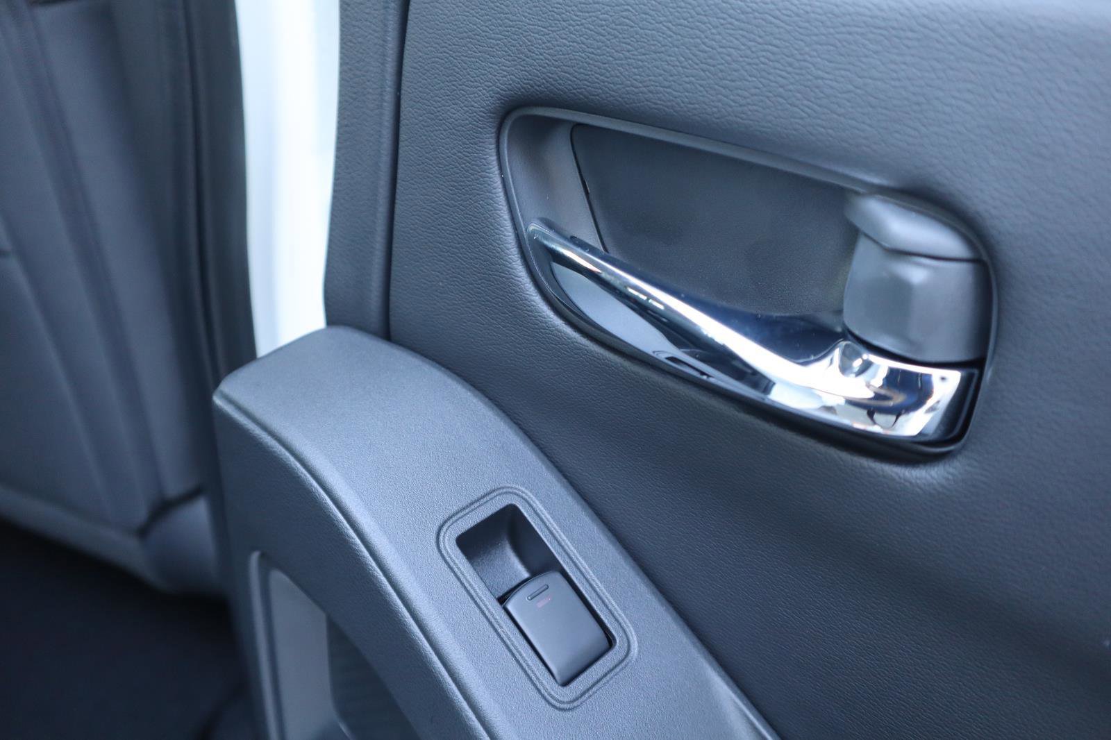 New 2026 Nissan Frontier 4x4 Crew Cab image 44