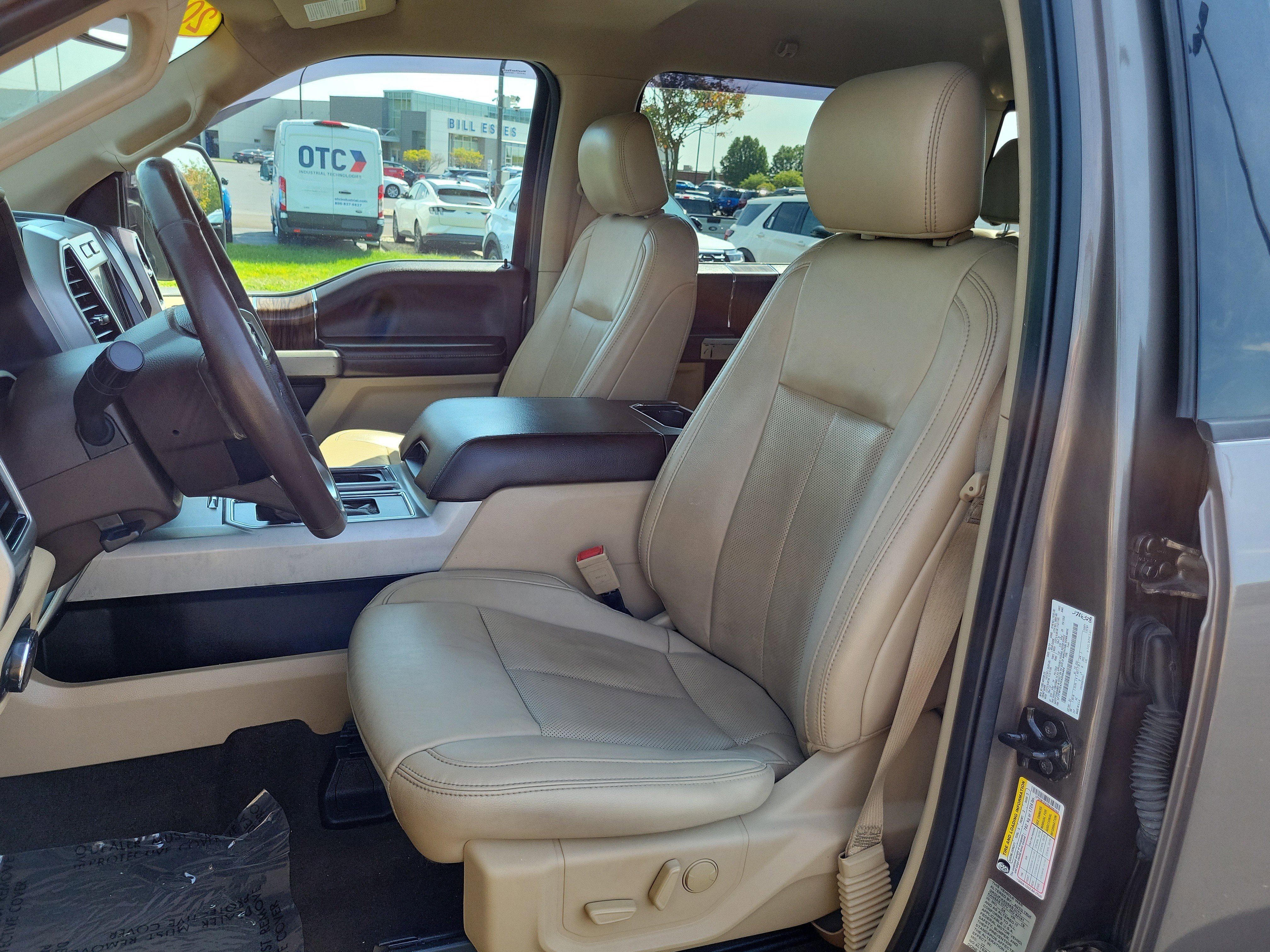 Used 2019 Ford F150 Lariat image 18