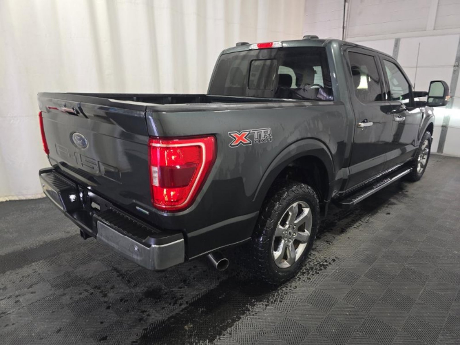 Used 2021 Ford F150 XLT w/ Equipment Group 302A High AWD/4WD image 4