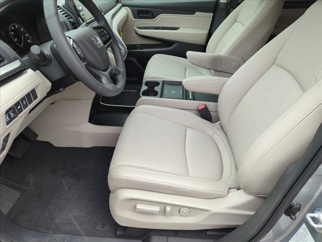 Certified 2026 Honda Odyssey EX-L image 16