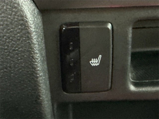 Used 2022 Honda Pilot Sport image 16