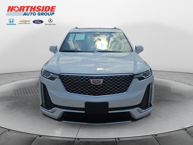 Certified 2025 Cadillac XT6 Luxury FWD image 2